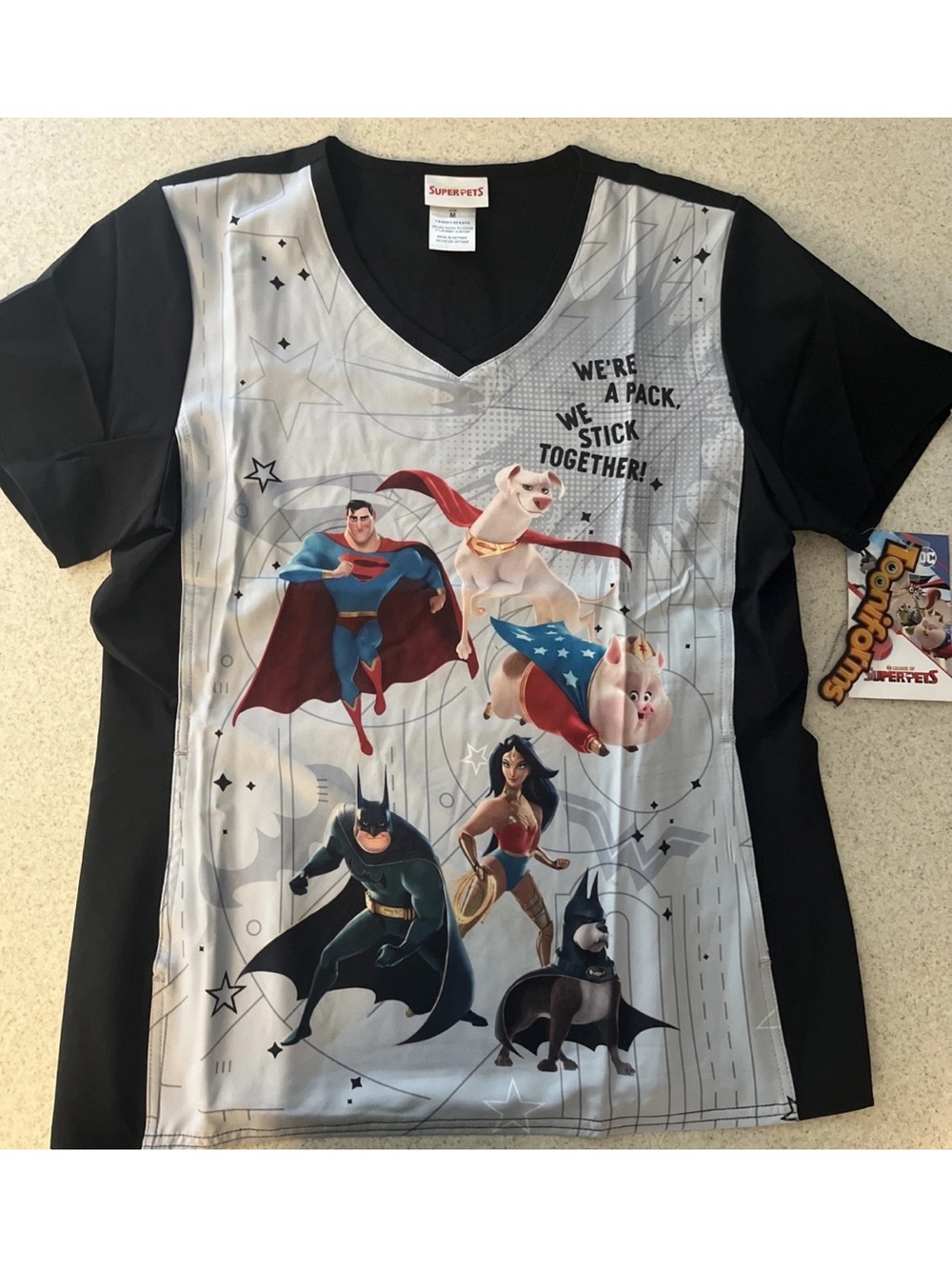 Tooniforms scrub top Super Pets sz med dog, pig,Batman,superman